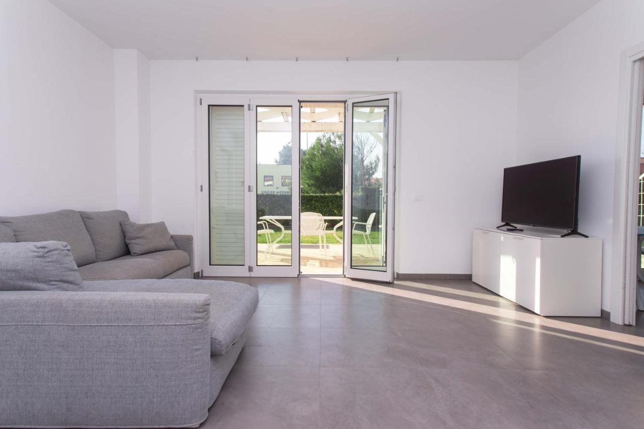 S018 - Sirolo, Nuovissimo Trilocale In Pietra Con Giardino Dx Apartment Luaran gambar